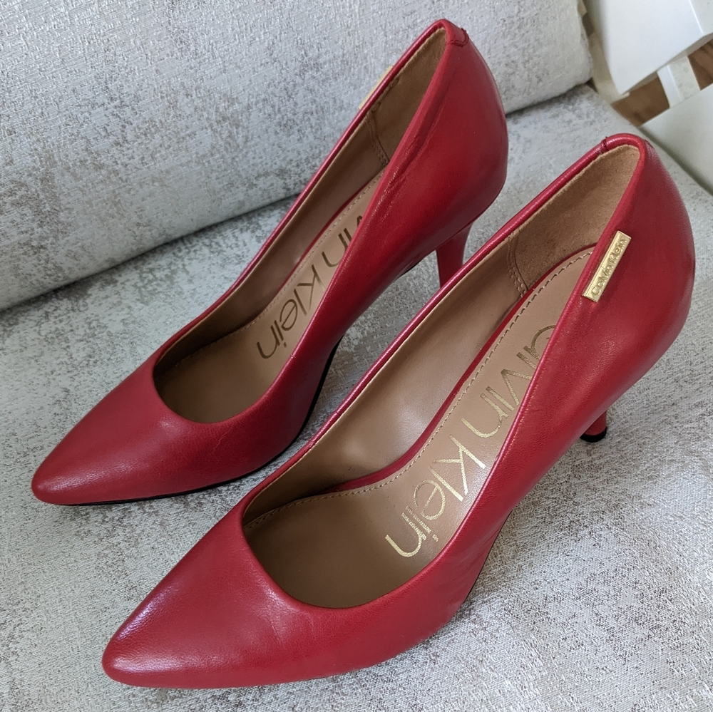 Calvin Klein red pumps size 6